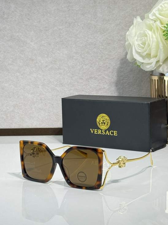 Picture of Versace Sunglasses _SKUfw77894882fw